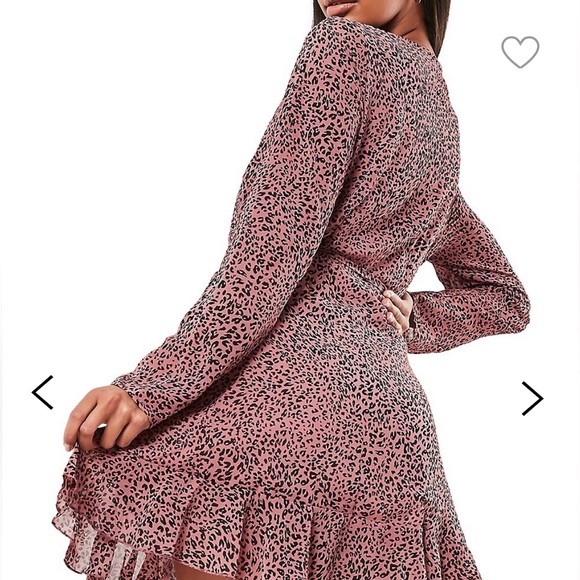 NWOT Misguided Animal Print salmon/Pink Wrap dress, Small. - Picture 2 of 8